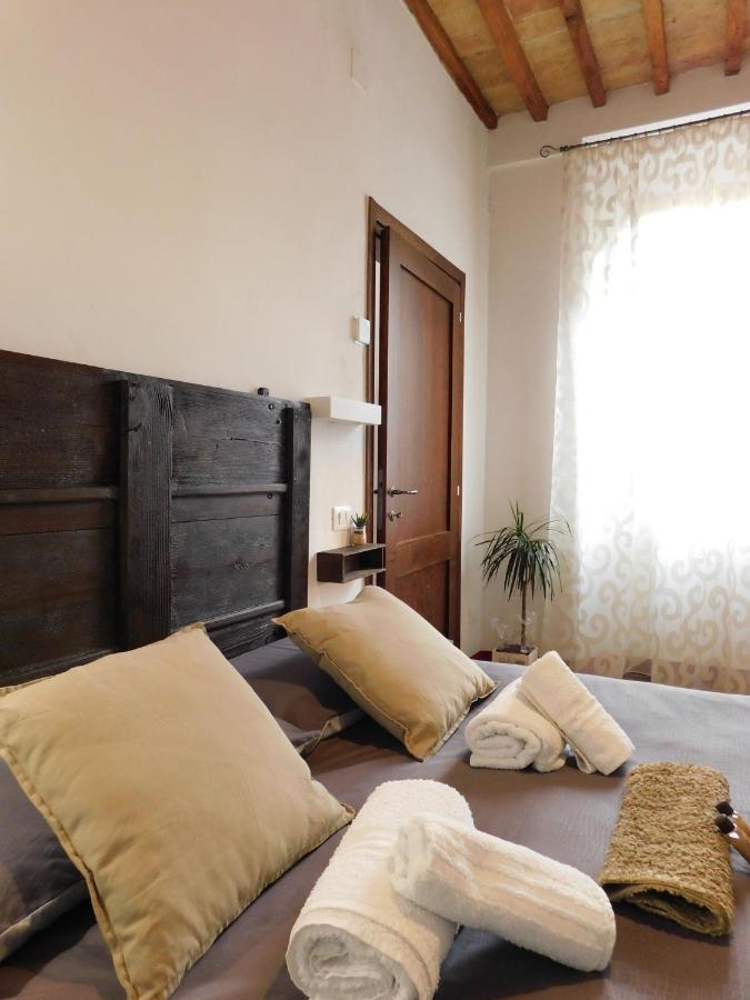 Otello Guest House Montalcino Exteriör bild